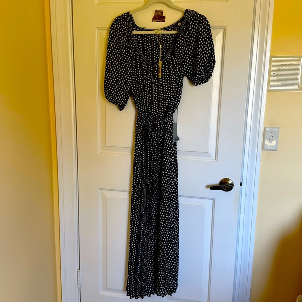 Brand new maxi dress by max studio 
Bland and white polk dot - very flattering